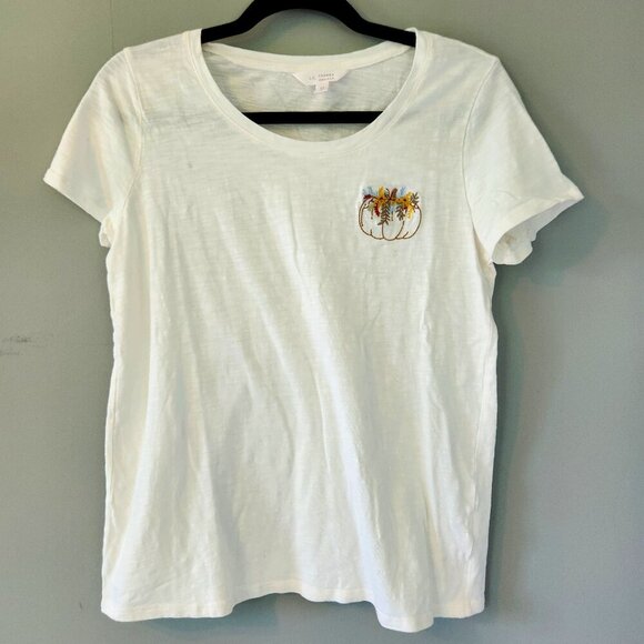 LC White Tee with Embroidered Pumpkin Detail Size Medium - Picture 1 of 11